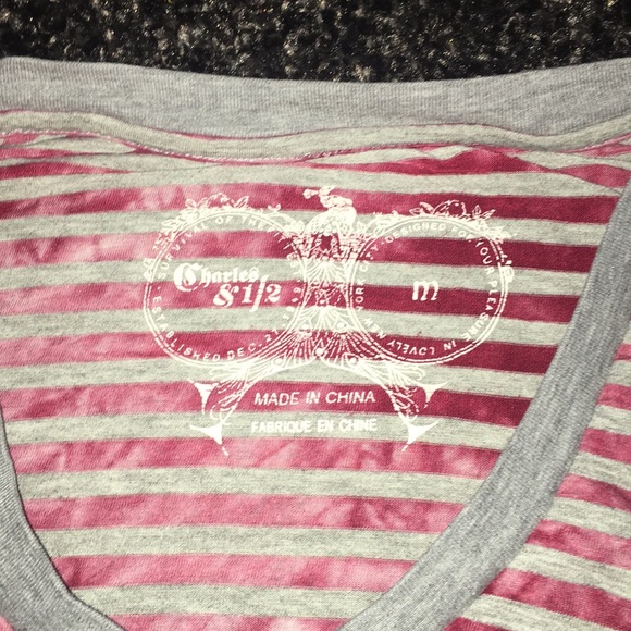 Charles & 1/2 Men’s V-Neck Tee Shirt. Medium - Picture 2 of 3